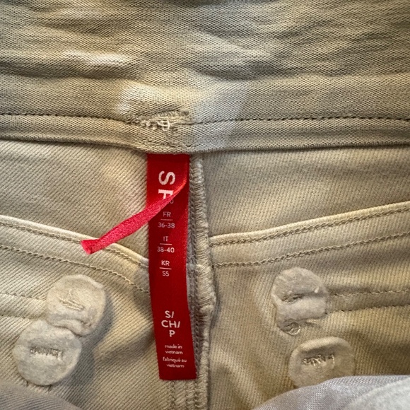 Spanx Stretch Twill Cropped Pant- Small Petite - Picture 3 of 5